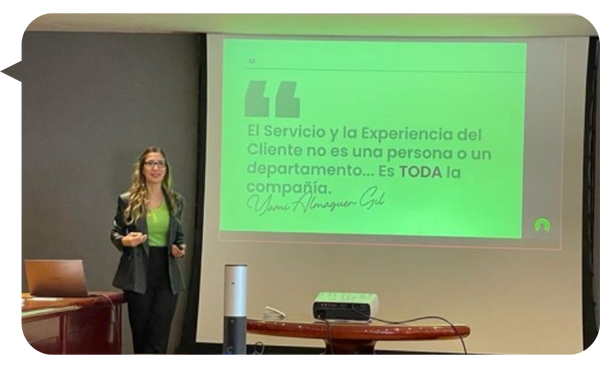 Yami Almaguer Gil, conferencista para eventos corporativos sobre Experiencia del Cliente