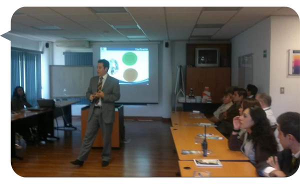 Héctor Bolio, conferencista para eventos corporativos sobre Comunicación Estratégica