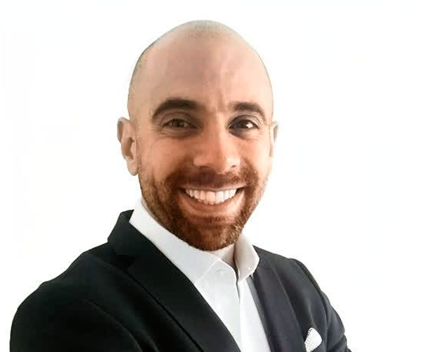 José Martínez en acción