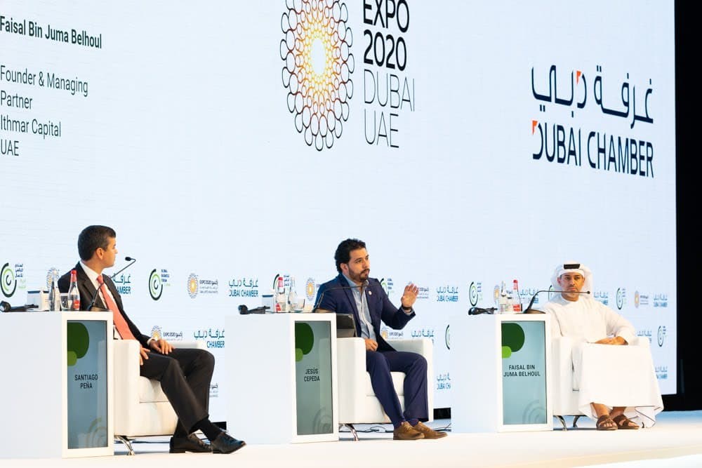 Jesús Chuy Cepeda participando en Expo Dubai.